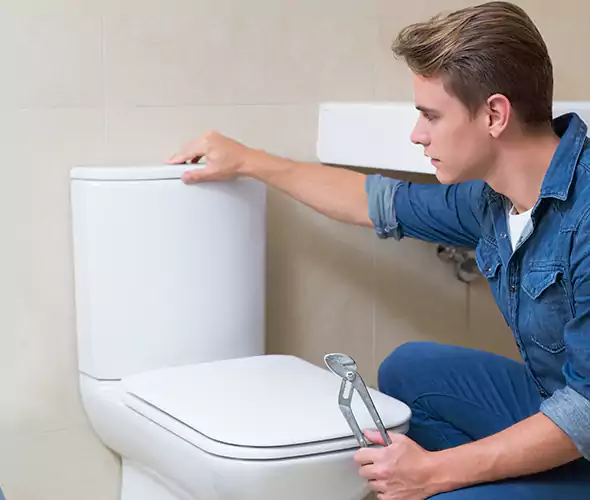 Expert Plumber for Toilet Replacement in Lynnwood, WA: Schedule Affordable Toilet Replacement Services with Us